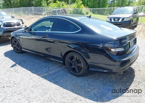 2012 Mercedes-Benz C 250 from USA, damaged, VIN WDDGJ4HB6CF740071